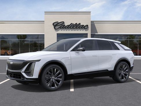 New 2027 Cadillac Lyriq Signature Sport w/ Nappa Leather Package AWD/4WD image 2