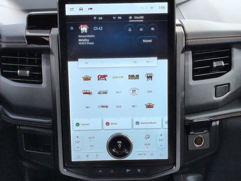 Certified 2023 Ford Expedition Max Platinum image 19