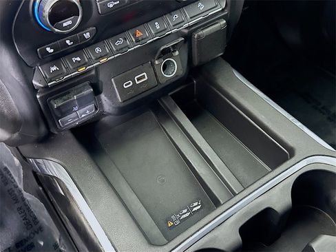 Used 2020 Chevrolet Silverado 1500 LTZ w/ LTZ Premium Package image 31