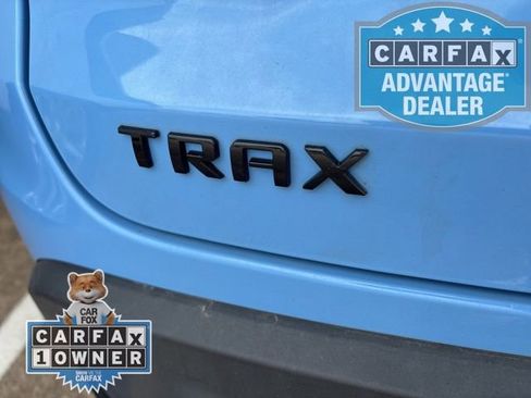 Used 2024 Chevrolet Trax RS w/ Sunroof Package image 10