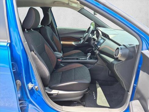 Used 2022 Nissan Kicks SR w/ Interior Electronics Package FWD image 20