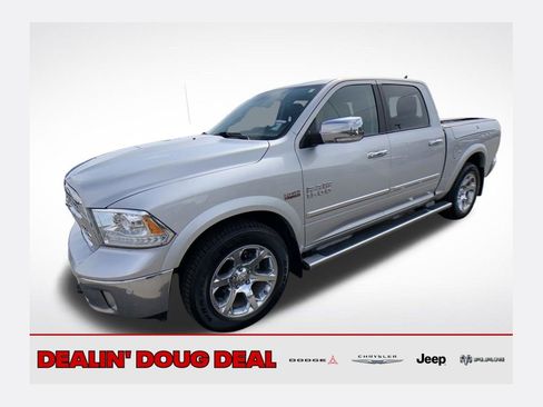 Used 2016 RAM 1500 Laramie w/ Convenience Group image 1