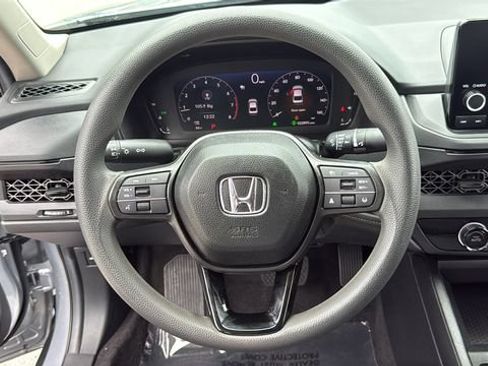Used 2025 Honda Accord LX image 19