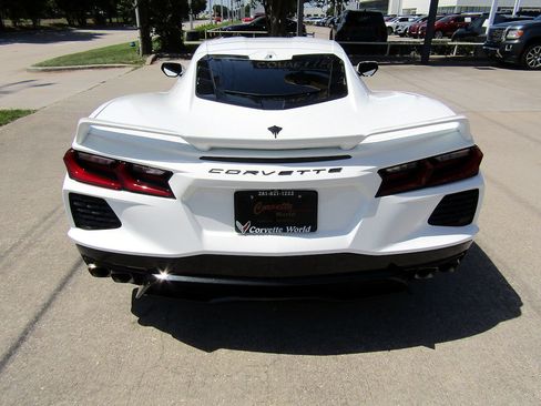 Used 2022 Chevrolet Corvette Stingray Preferred Cpe w/ Z51 Performance Package RWD image 6