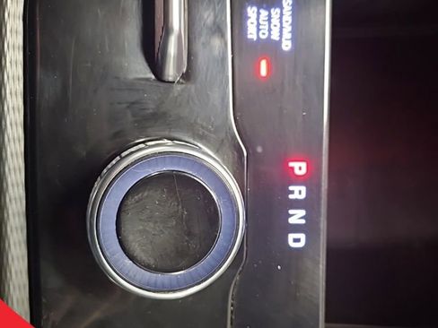 Used 2024 Jeep Grand Cherokee L Limited w/ Luxury Tech Group II image 28