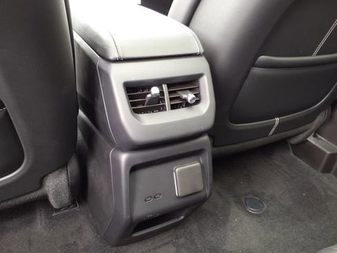 New 2025 Cadillac Optiq Luxury 1 image 18