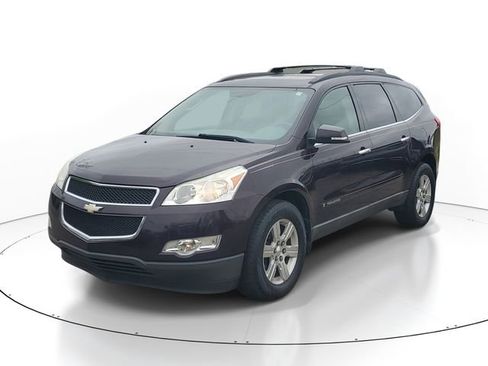Used 2009 Chevrolet Traverse LT AWD/4WD image 2