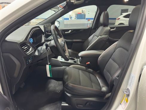 New 2025 Ford Escape ST-Line Select w/ Tech Pack #2 AWD/4WD image 20