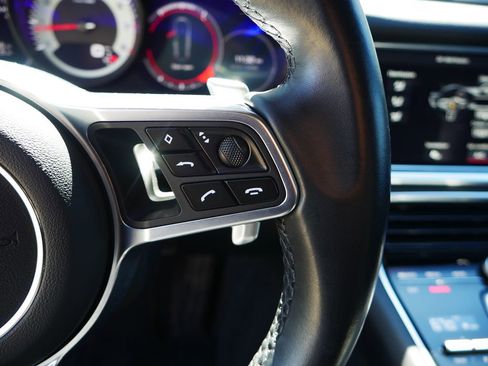 Used 2019 Porsche Panamera 4 AWD/4WD image 29