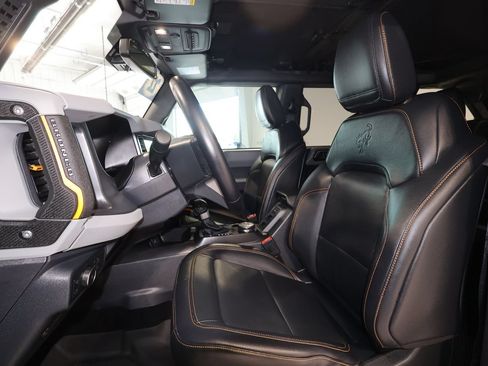 Used 2022 Ford Bronco Badlands w/ Sasquatch Package AWD/4WD image 23