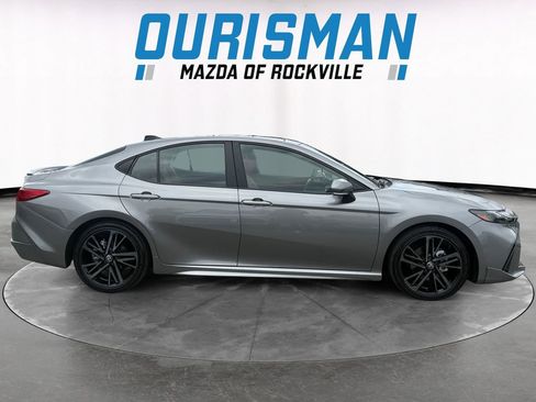 Used 2025 Toyota Camry XSE image 7