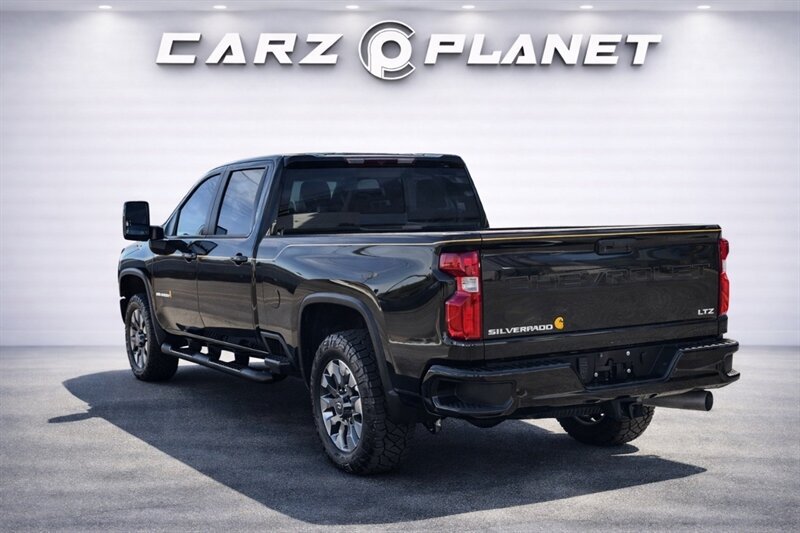 Used 2021 Chevrolet Silverado 2500 LTZ w/ Carhartt Edition AWD/4WD image 5
