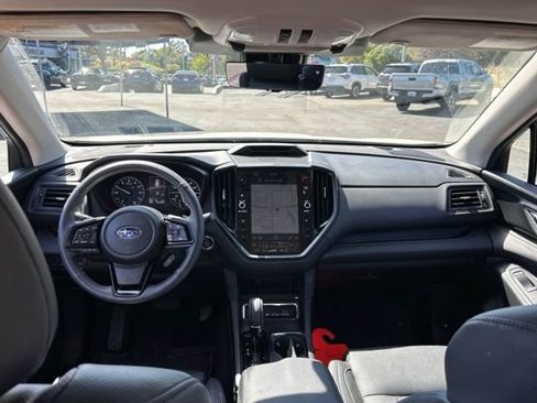 Used 2025 Subaru Ascent Bronze Edition w/ Onyx Package image 10