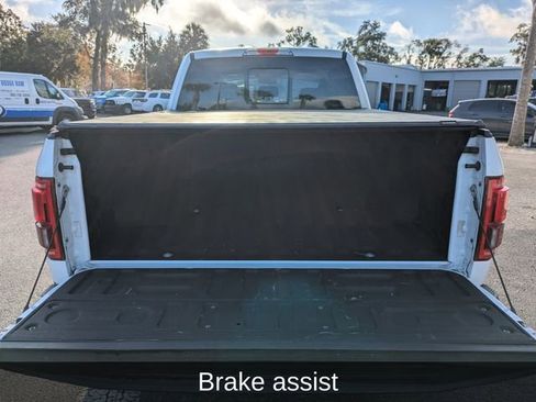 Used 2015 Ford F150 Lariat image 14