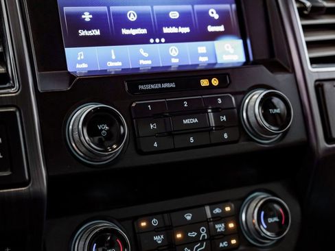 Used 2020 Ford F250 Limited image 26