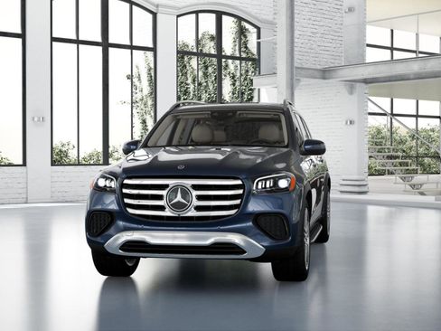 New 2026 Mercedes-Benz GLS 450 4MATIC image 42