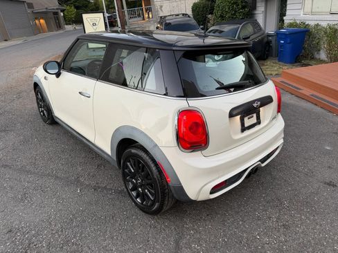 Used 2015 MINI Cooper S FWD image 9