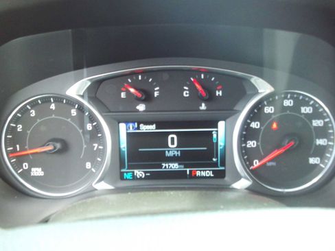 Used 2018 GMC Acadia SLT AWD/4WD image 9