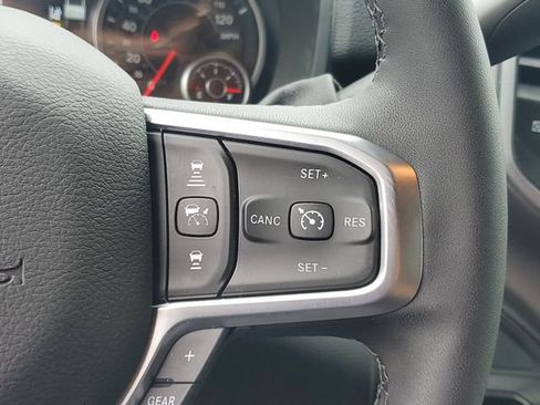 New 2026 RAM 2500 Big Horn AWD/4WD image 21