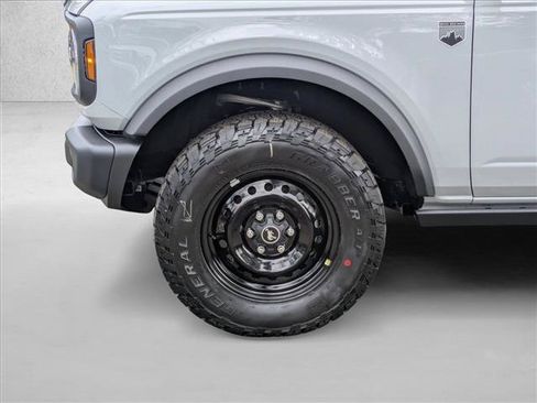 New 2026 Ford Bronco Big Bend w/ Black Diamond Package AWD/4WD image 10