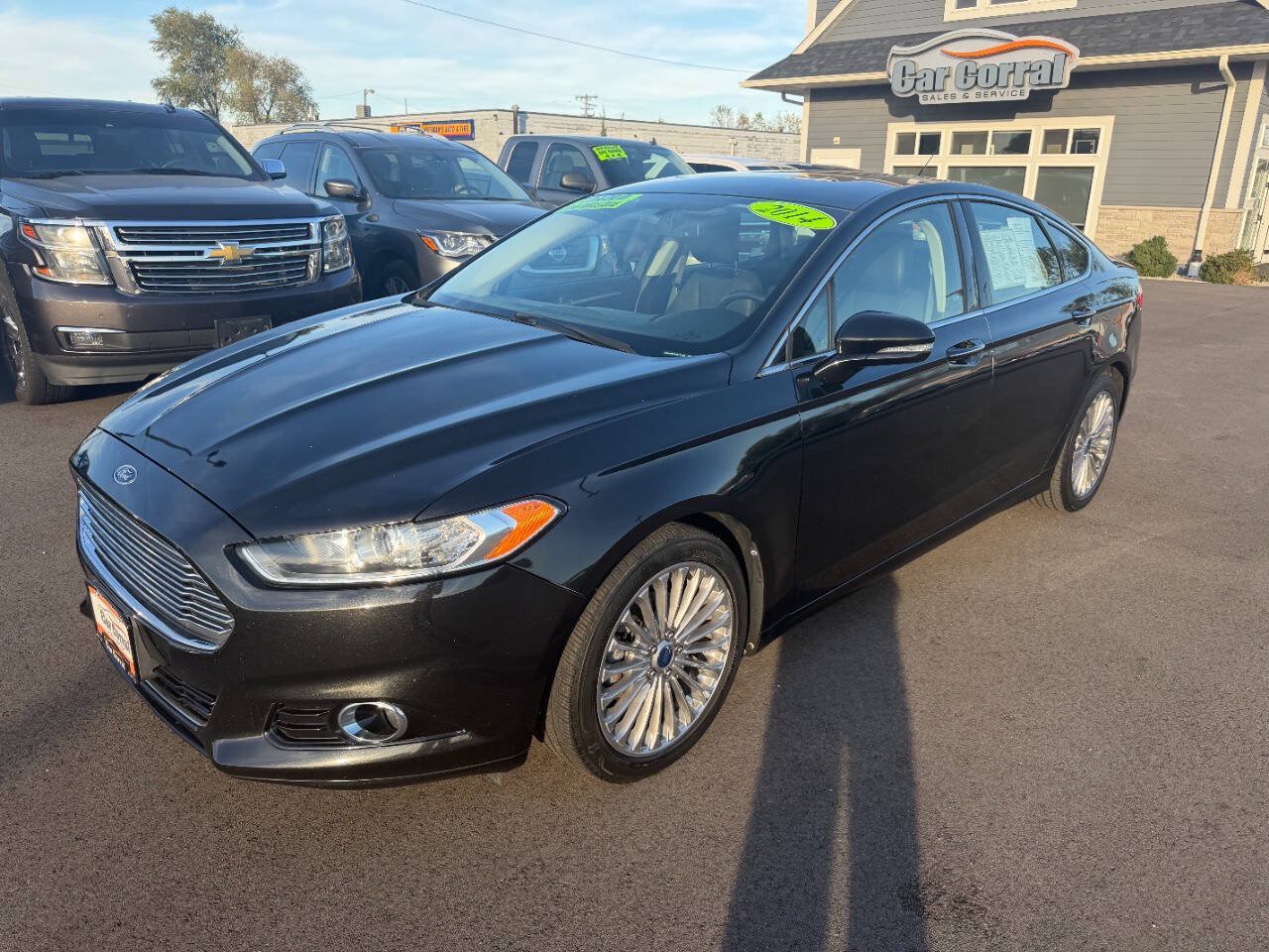 Used 2014 Ford Fusion Titanium FWD image 1
