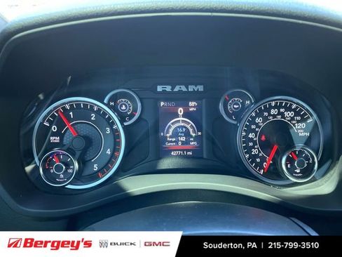 Used 2023 RAM 2500 Big Horn w/ Level 1 Equipment Group AWD/4WD image 13