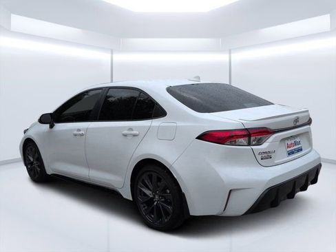 Used 2025 Toyota Corolla SE FWD image 5