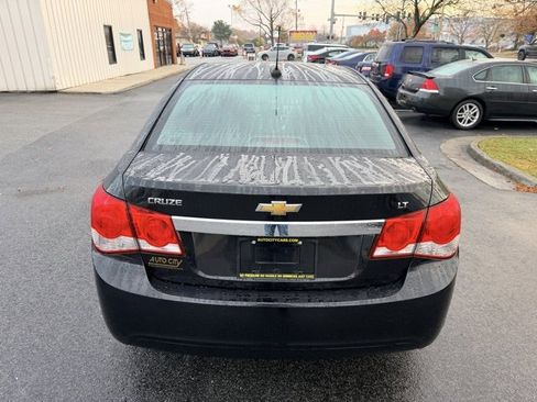 Used 2015 Chevrolet Cruze LT image 4