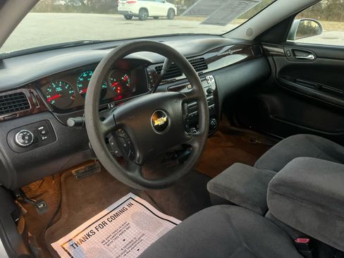 Used 2016 Chevrolet Impala Limited LS image 15