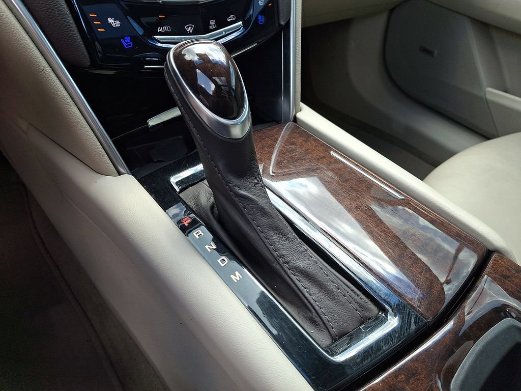 Used 2013 Cadillac XTS Premium AWD/4WD image 15