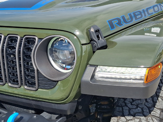 Used 2024 Jeep Wrangler Unlimited Rubicon 4xe AWD/4WD image 9