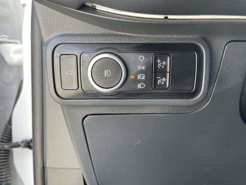 Used 2025 Ford Explorer ST-Line w/ Premium Package image 19