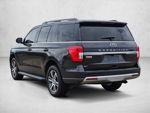 Used 2024 Ford Expedition XLT RWD image 8