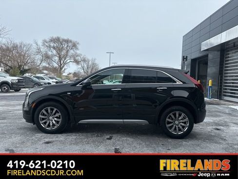 Used 2020 Cadillac XT4 Premium Luxury image 6