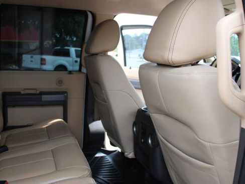 Used 2011 Ford F350 Lariat w/ Lariat Interior Pkg AWD/4WD image 28