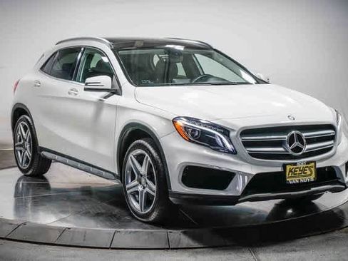 Used 2015 Mercedes-Benz GLA 250 4MATIC image 5