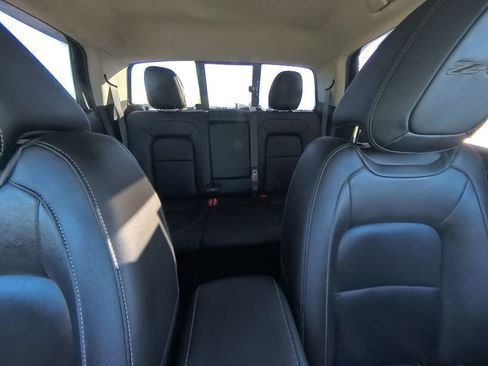 Used 2022 Chevrolet Colorado ZR2 w/ ZR2 Midnight Special Edition image 28