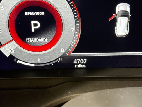 Used 2025 Nissan Rogue Platinum w/ Platinum Premium Package FWD image 12