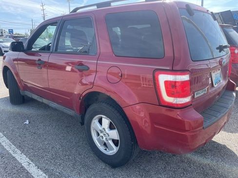 Used 2010 Ford Escape XLT image 6