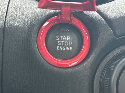 Used 2023 MAZDA MX-5 Miata Sport image 32