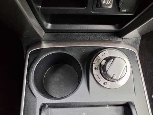 Used 2019 Toyota 4Runner SR5 Premium AWD/4WD image 27