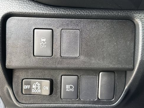 Used 2021 Toyota Tacoma SR AWD/4WD image 24