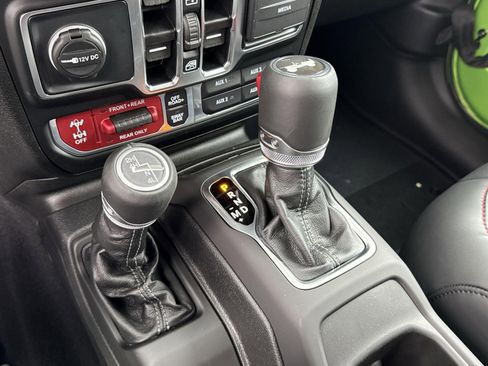 New 2025 Jeep Wrangler Unlimited Rubicon w/ Steel Bumper Group image 28