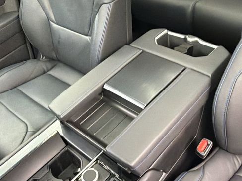 Used 2025 Toyota Tundra Platinum image 26