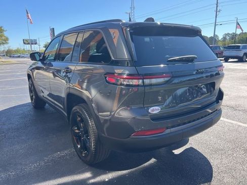 New 2026 Jeep Grand Cherokee Limited RWD image 22