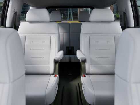 New 2025 Hyundai Santa Fe Calligraphy image 12