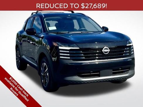 New 2026 Nissan Kicks SV w/ SV Premium Package image 4