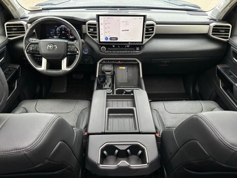 Used 2024 Toyota Tundra Limited image 9