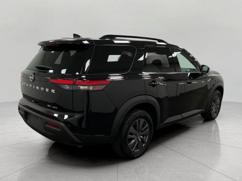 Certified 2024 Nissan Pathfinder SV AWD/4WD image 3