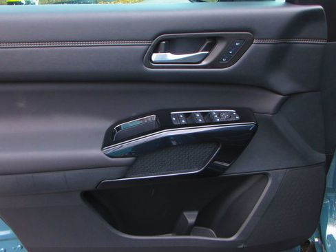 New 2026 Nissan Pathfinder Platinum image 19